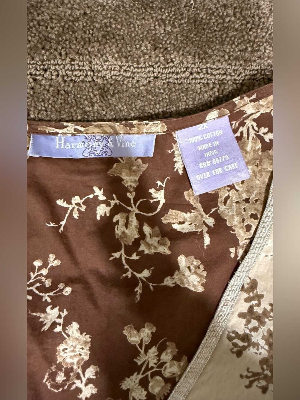 Bohemian Two-Tone Floral V-Neck Peasant Blouse - Brown & Cream Size 2X GUC - Picture 4 of 6